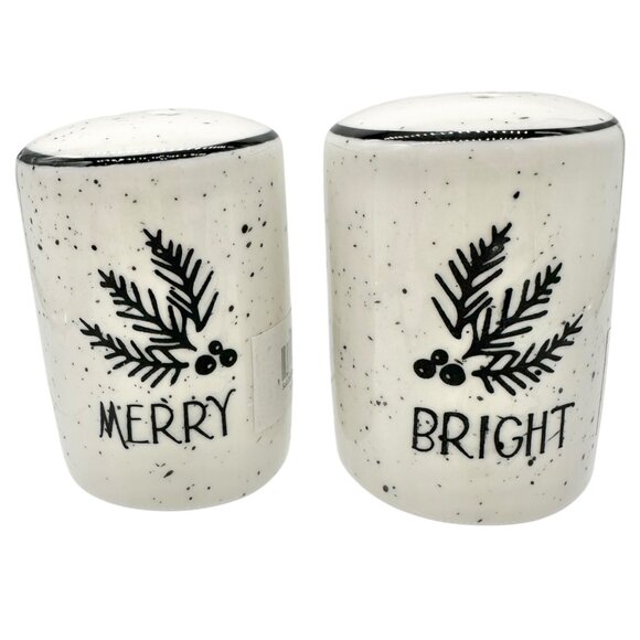 Primitives by Kathy Christmas Merry and Bright Ceramic Salt and Pepper Shakers - Picture 1 of 5